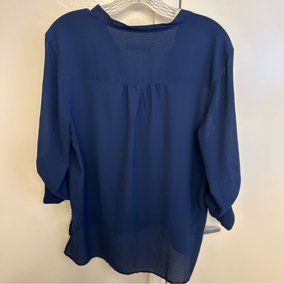 Abercrombie & Fitch Women's Navy Blue Chiffon Blouse Size L - Picture 5 of 5